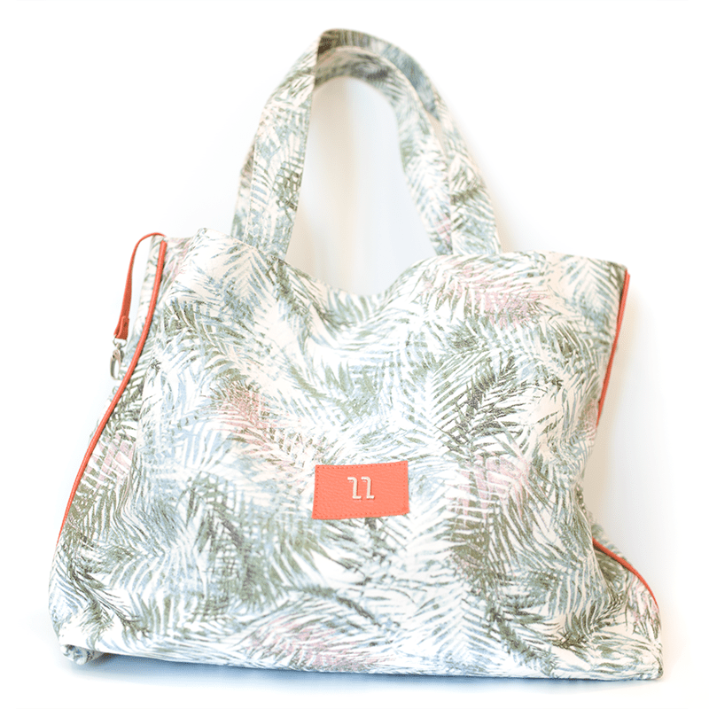 Summer Tote w Hand-sewn Floral details